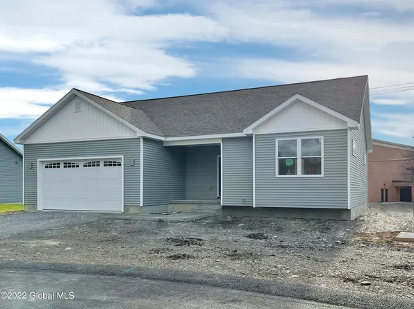 21 Newland Road, Stillwater, NY 12170