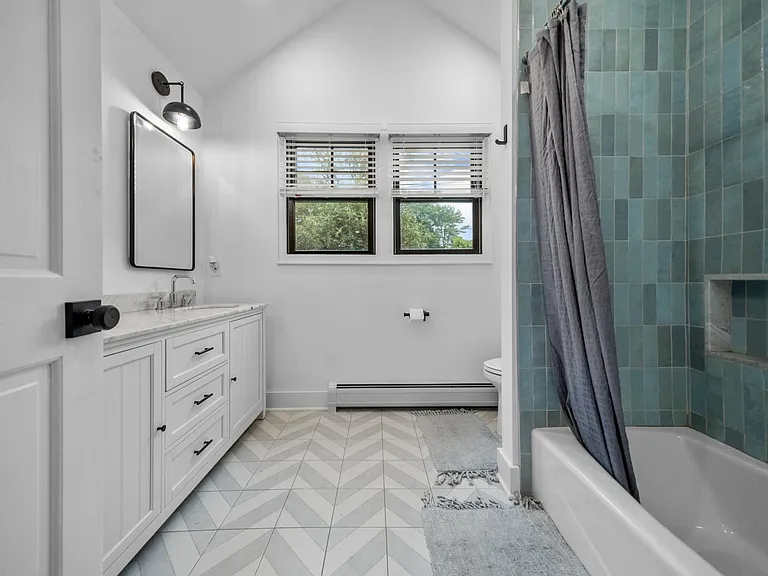 107 Highland Ave — Photo 21