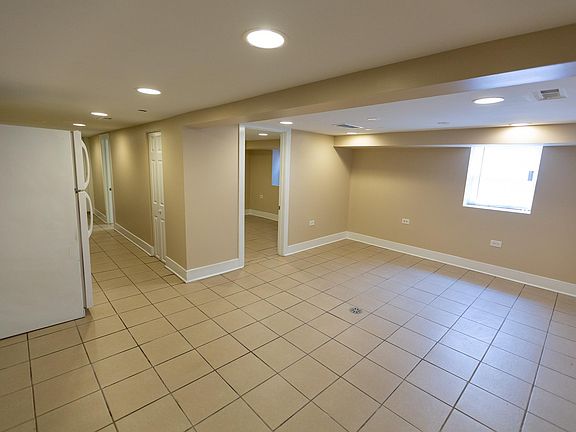 4th image of 3608 S Hermitage Ave