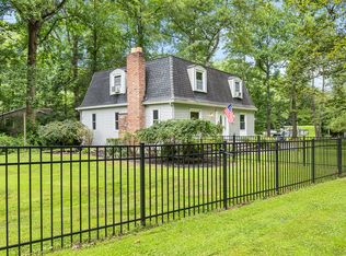 440 Candlewood Lake Rd N, New Milford, CT 06776