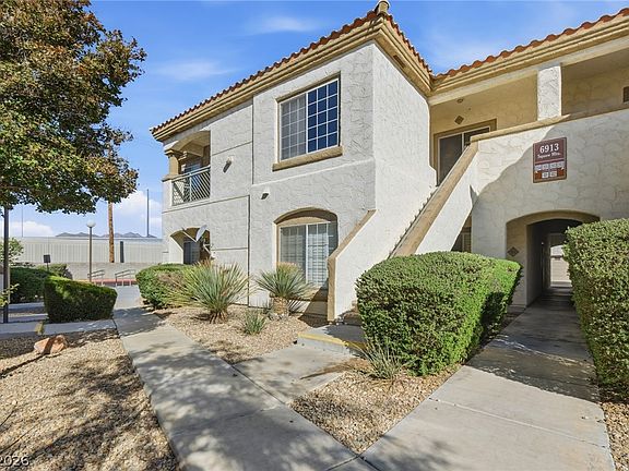 2nd image of 6913 Squaw Mountain Dr Unit 201