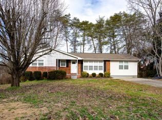 112 Dayton Rd, Oak Ridge, TN 37830