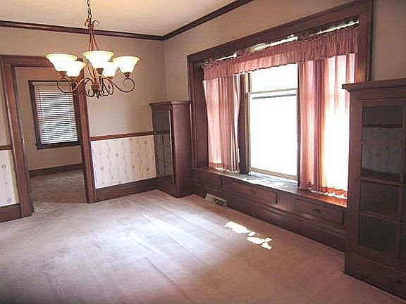 5th image of 1103 Union St