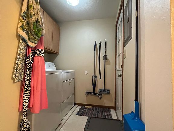 4th image of 115 Mill St #117