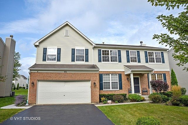 1st image of 46 Brentwood Dr