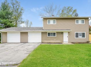 1290 Tanglewood Dr, Greenwood, IN 46142