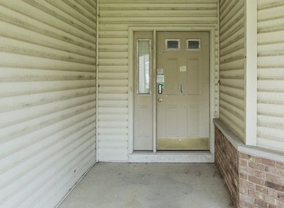 5th image of 18 Filly Ln