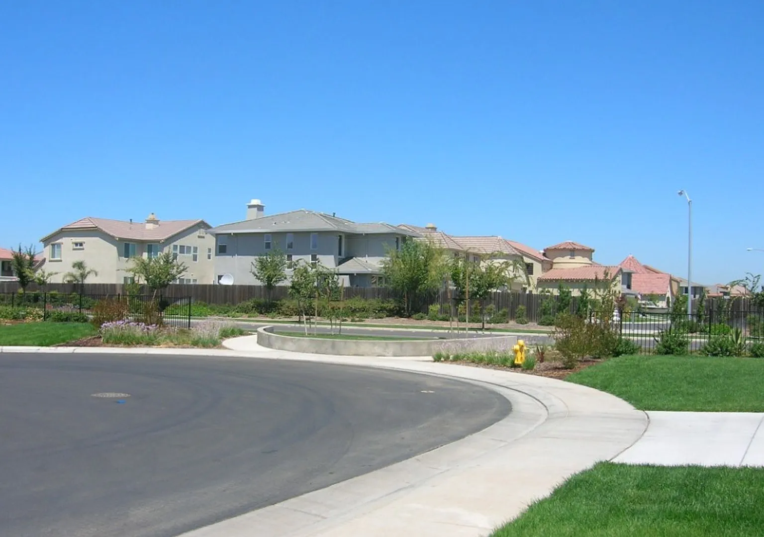 2988 Essie Way~Large Home — Photo 4