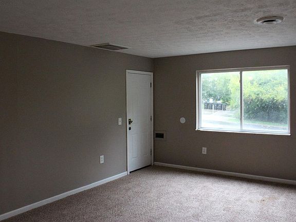 5th image of 2619 Chesterfield Ct APT 1