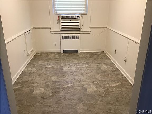 4th image of 3703 North Ave