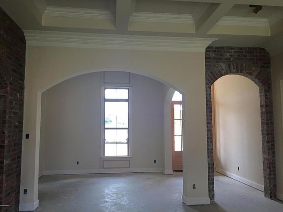 3rd image of 109 Bancroft Dr