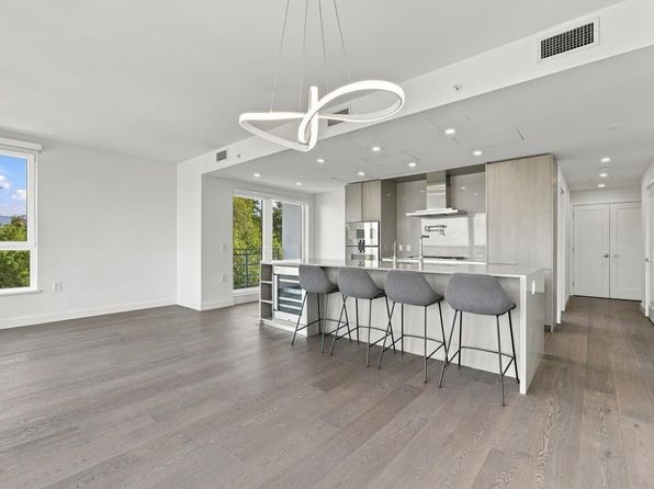 2 bedroom rental in Vancouver — photo 5