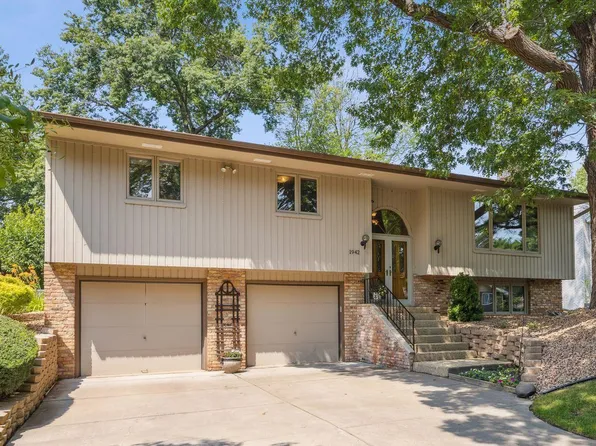 1942 29th Ave NW, New Brighton, MN 55112