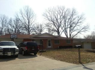 11512 Withersfield Dr, Saint Louis, MO 63138
