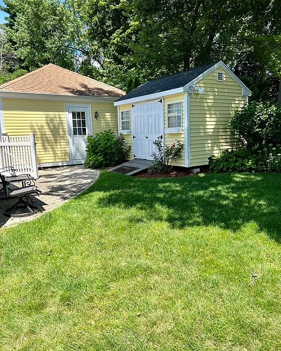 2nd image of 56 Ellicott St #56