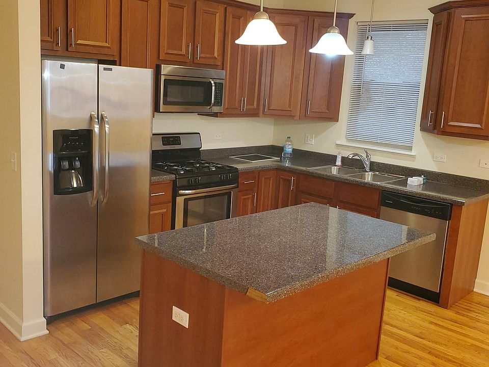 1st image of 6235 S Woodlawn Ave #2