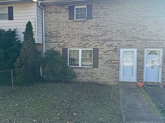 2nd image of 4711 Marlanka Ln
