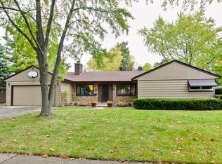 3730 Wren Ln, Rolling Meadows, IL 60008