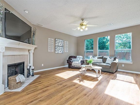 2nd image of 1409 Westmont Dr