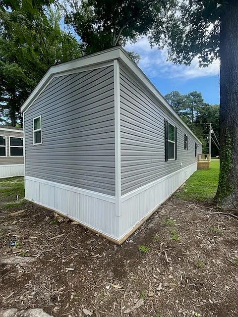 3 bed, 1216 sqft, $1,550 — Photo 1