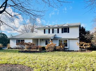 27184 N Mack Dr, Wauconda, IL 60084