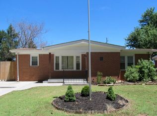 928 Alexander Dr, Haysville, KS 67060