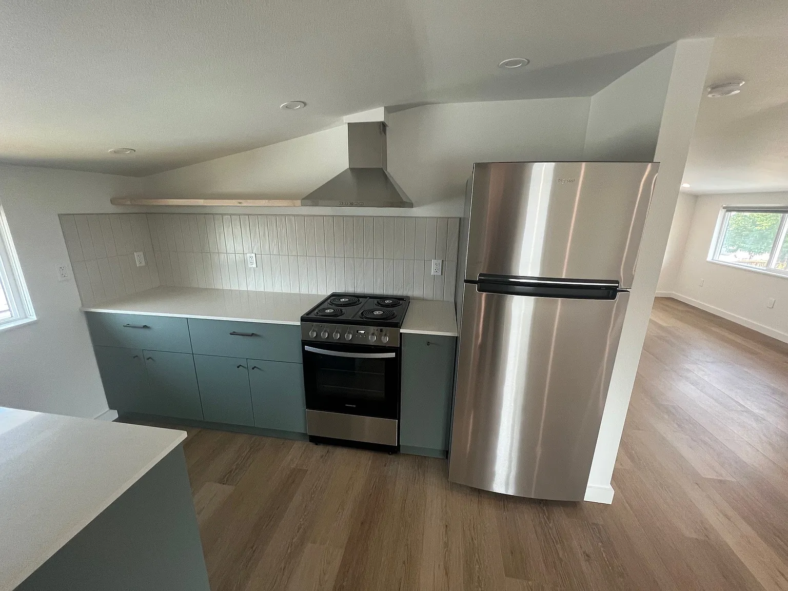 1 bed, 750 sqft, $1,650 — Photo 2