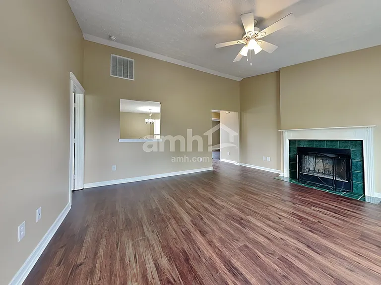12071 Driftstone Dr — Photo 7
