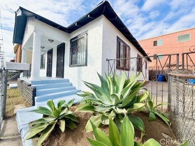 2411 Griffith Ave, Los Angeles, CA, 90011