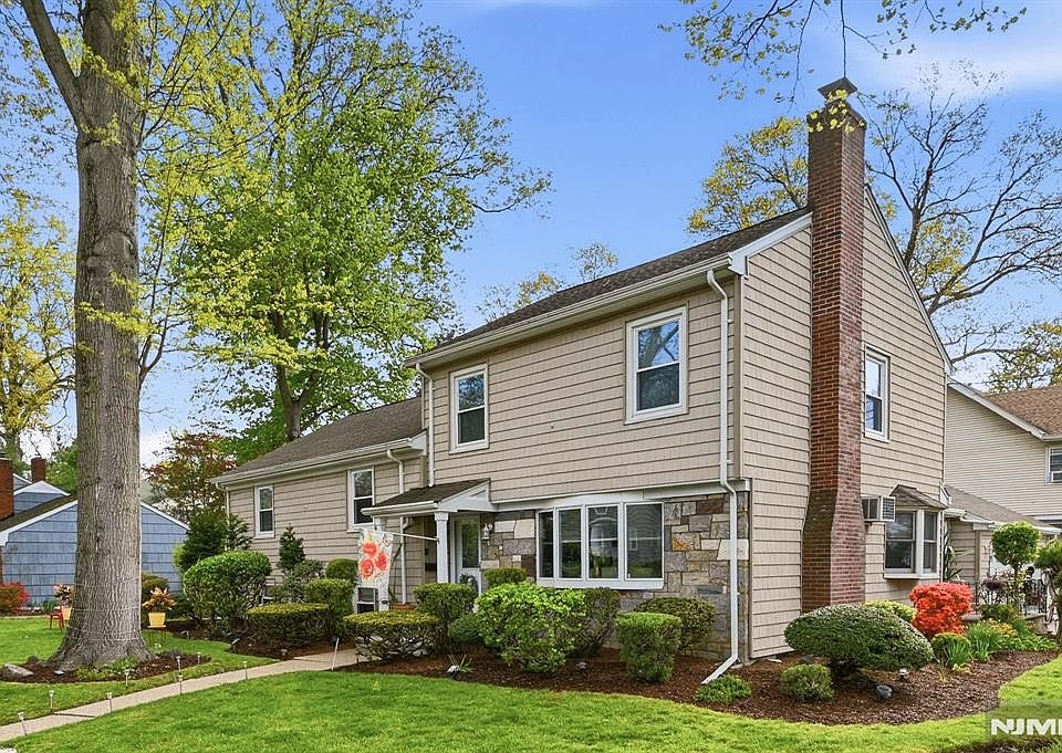 1st image of 404 Prospect Ave