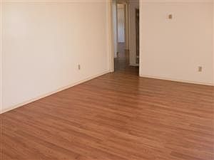 5th image of 1102 W 97th St APT 5