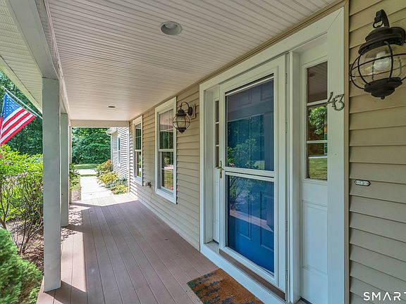 3rd image of 43 Cirillo Drive