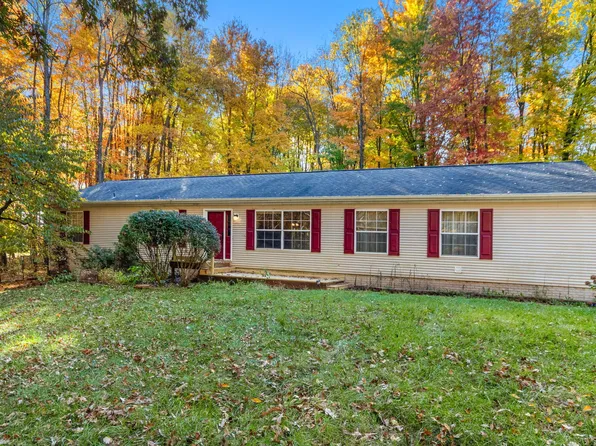10641 Coopersfield Rd, Chelsea, MI 48118