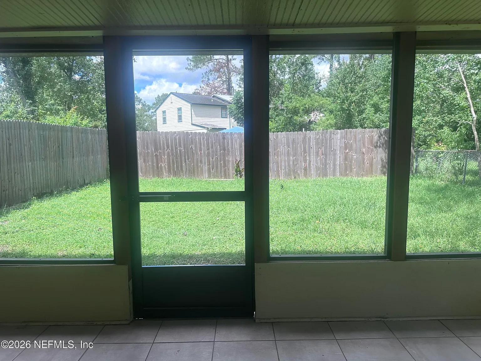 2 bed, 1.0 bath, 860 sqft, $1,400 — Photo 4