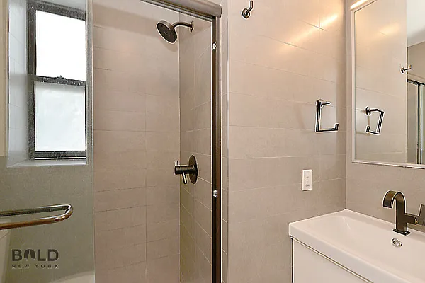 Rented by Bold New York | media 37