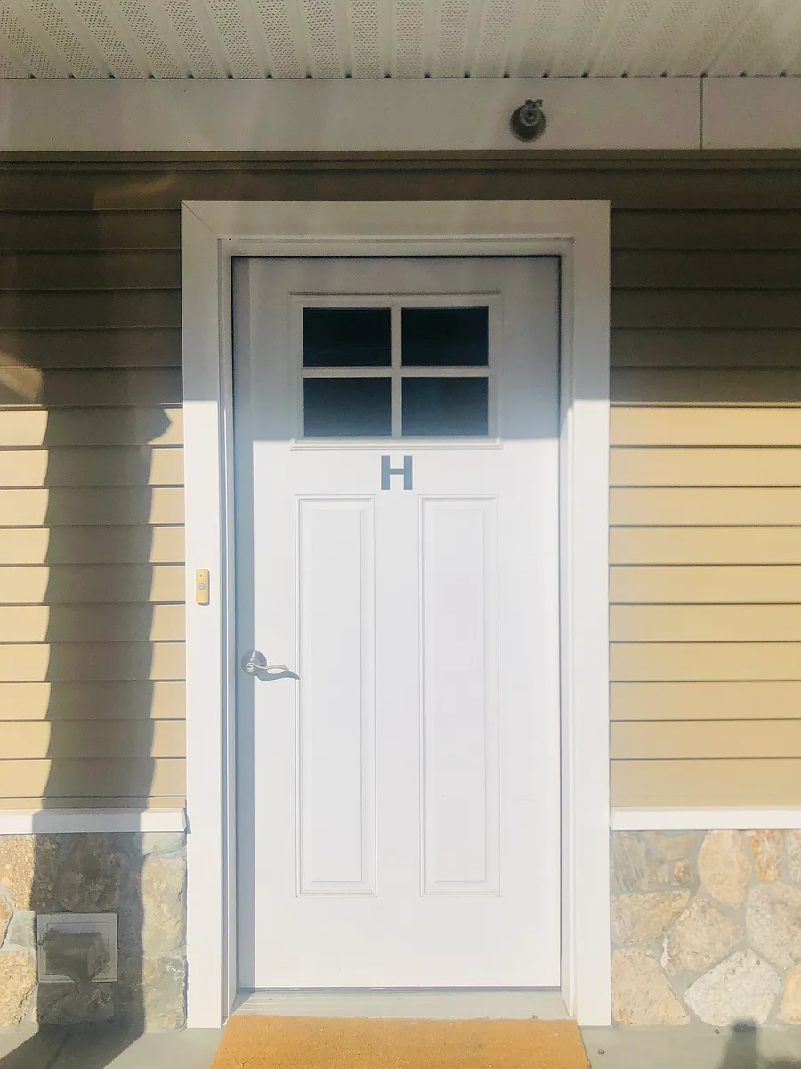 Front Door - 180 Hamilton Ave #H