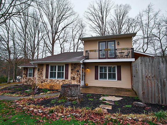4th image of 1508 Lakeshire Dr