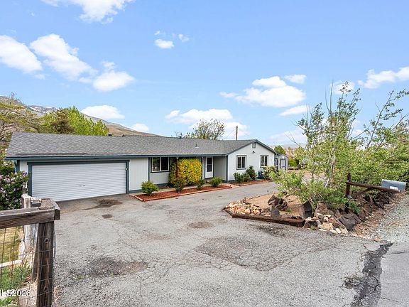 2nd image of 2255 Dakota Way