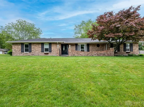 4491 Powder Horn Dr, Dayton, OH 45432