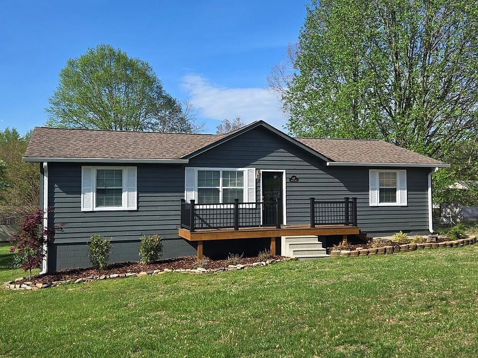 1st image of 417 Oakhill Dr
