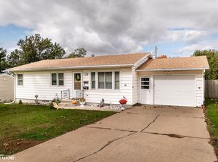 103 W South St, Marshalltown, IA 50158