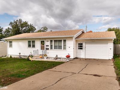 103 W South St, Marshalltown, IA, 50158
