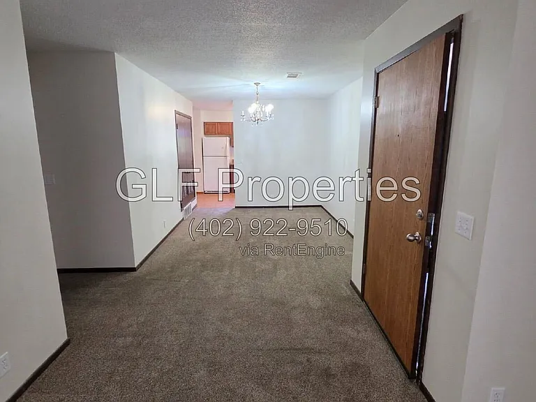 1413 2nd Ave #9 — Photo 2