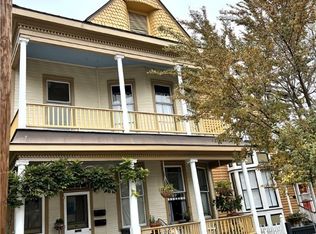 212 W Park Ave, Savannah, GA 31401
