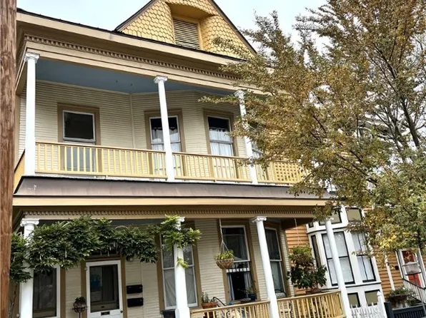 212 W Park Ave, Savannah, GA 31401