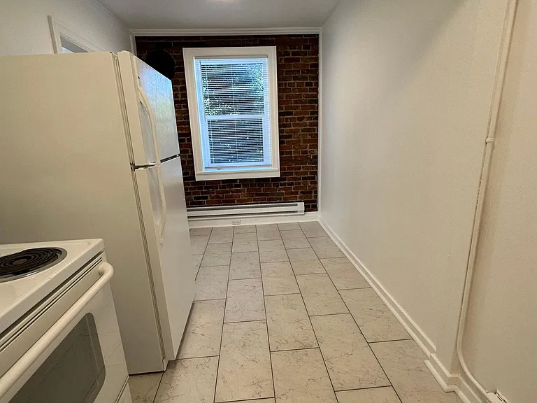 333 Summit Ave E #204 — Photo 20
