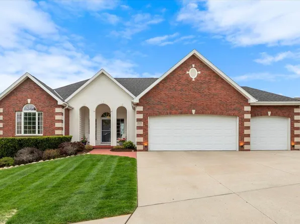 506 Monterey Cir, Council Bluffs, IA 51503