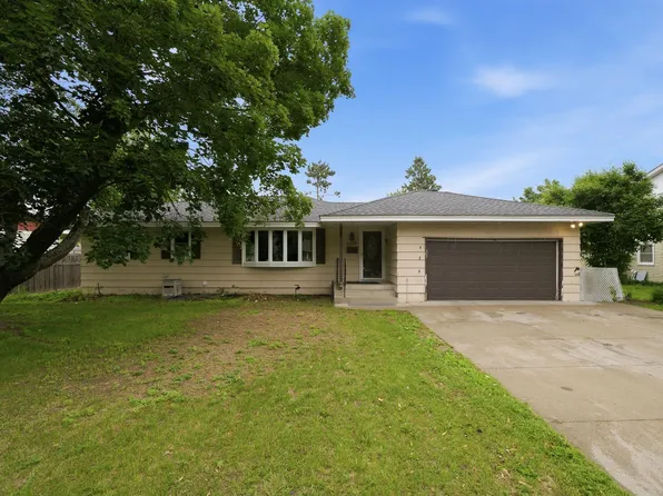 7556 Major Ave N, Brooklyn Park, MN 55443