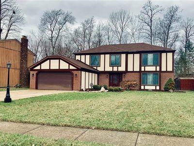 15738 Forestwood Dr, Strongsville, OH, 44136
