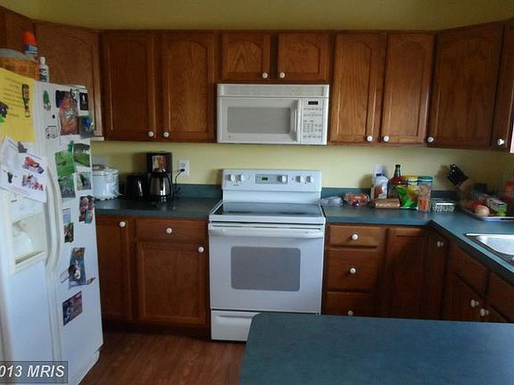 5th image of 7011 Justin Ct E